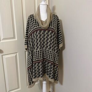 Women’s stylish poncho